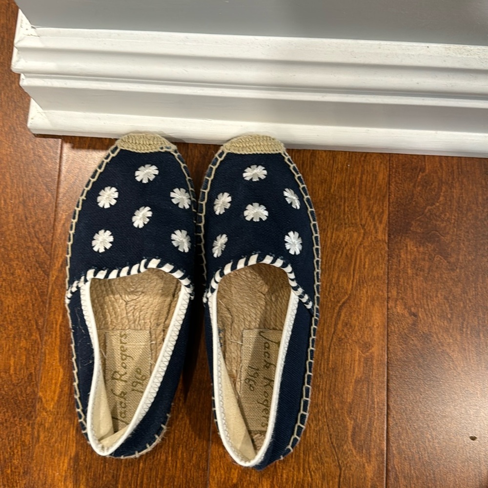 Girls Jack Rogers Palmer Espadrilles.